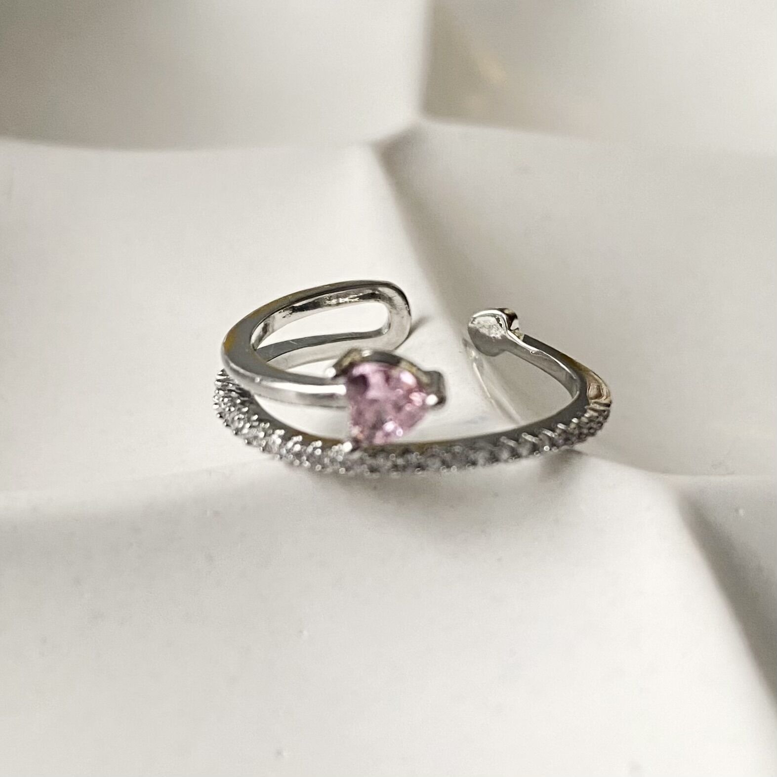 Pembe Taşlı Silver Yüzük